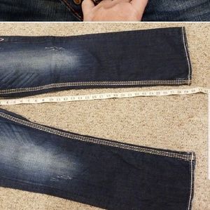 Rock revival jeans